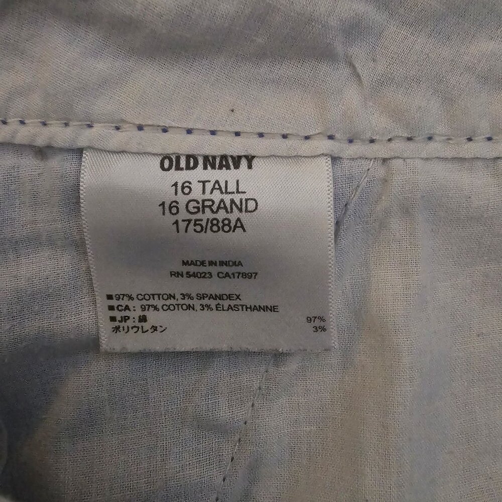 Old Navy Women's Blue Mid Rise 5-Inch Inseam Everyday Twill Shorts Size 16 Tall - Picture 6 of 13